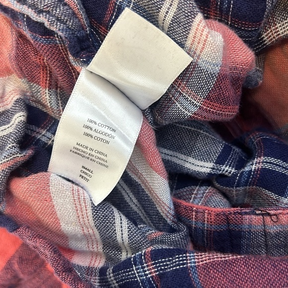 Rails Plaid Button-Down Shirt in Red and Navy Size Small - Picture 6 of 6